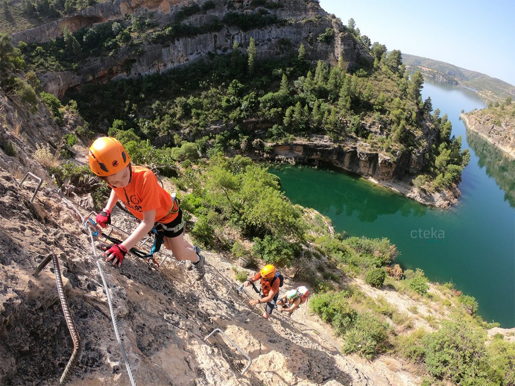multiaventura niños familia valencia