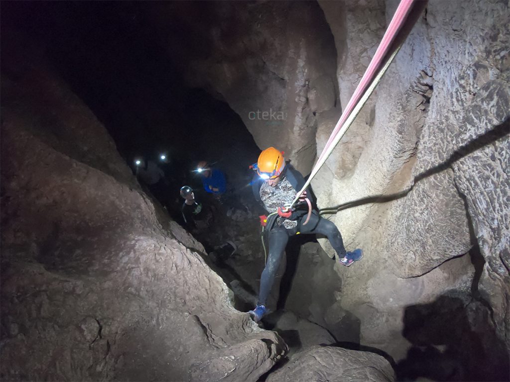 Cova tallada espeleologia