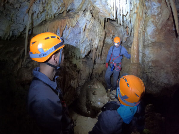 Espeleología Llenca del Serrano - Imagen 4